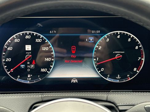 Used 2019 Mercedes-Benz S 450 Sedan image 32