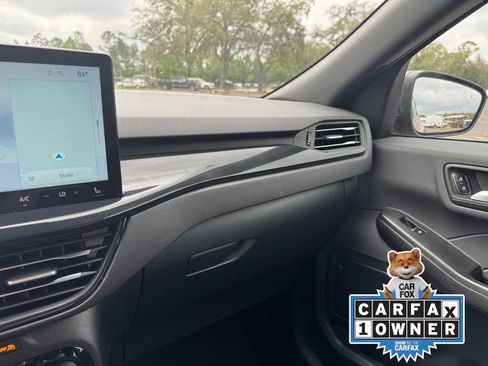 Certified 2025 Ford Escape ST-Line w/ Tech Pack #1 FWD image 37