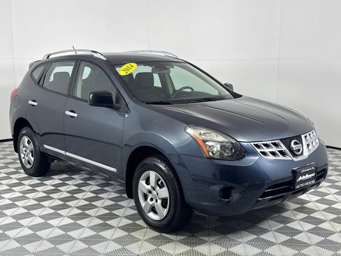 Used 2014 Nissan Rogue S w/ Convenience Package image 3