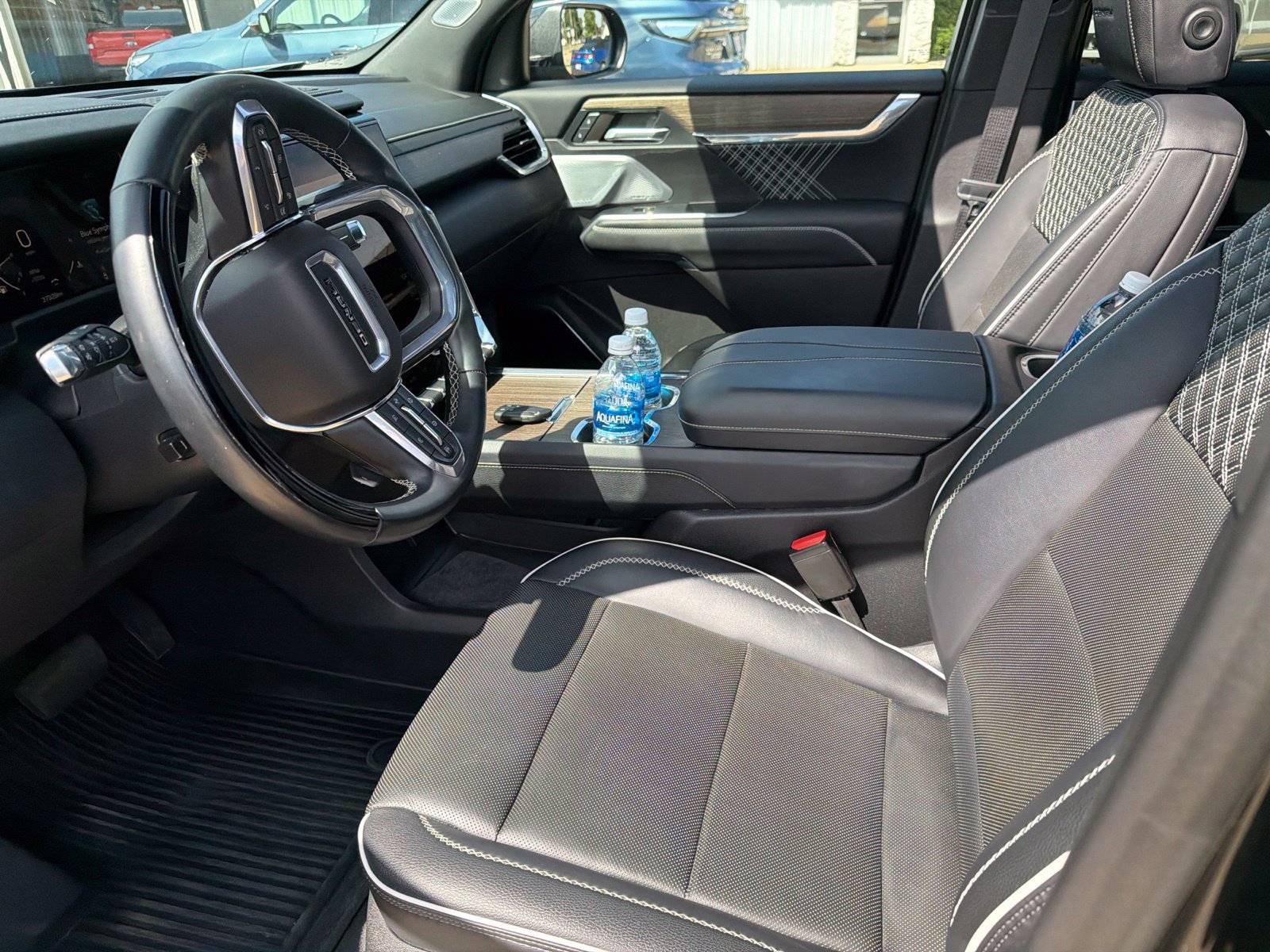 Used 2024 GMC Acadia Denali w/ Super Cruise Package AWD/4WD image 5