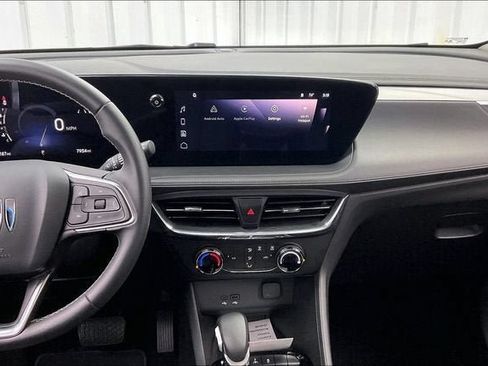 Certified 2024 Buick Encore GX Preferred AWD/4WD image 6