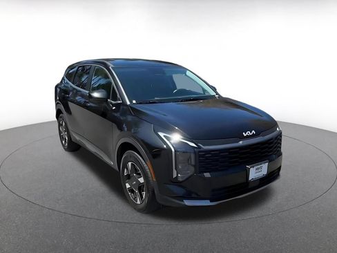 Used 2026 Kia Sportage LX AWD/4WD image 3