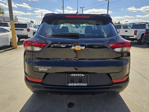 Used 2023 Chevrolet TrailBlazer LS image 8