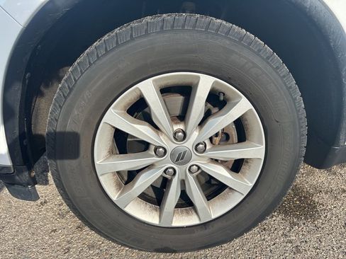 Used 2019 Dodge Durango SXT w/ 3rd Row Seating Group image 9