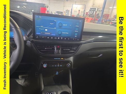 Used 2023 Ford Escape ST-Line Select w/ Tech Pack #2 image 19