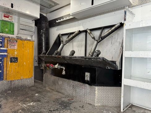 Used 2018 Ford Transit 350 148 High Roof Extended image 43