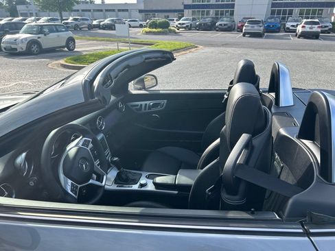 Used 2013 Mercedes-Benz SLK 250 image 20