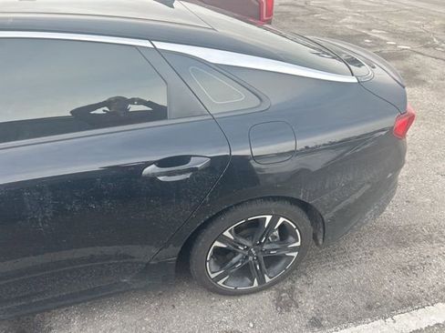 Used 2023 Kia K5 GT-Line w/ GT-Line Premium Package image 4