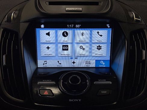 Used 2017 Ford Escape Titanium AWD/4WD image 25