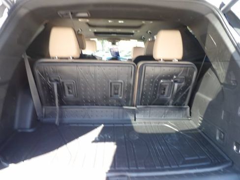 Used 2023 Chevrolet Traverse Premier w/ LPO, Floor Liner Package AWD/4WD image 28
