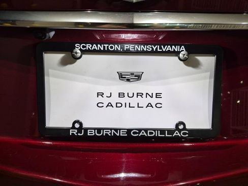 Used 2018 Cadillac XT5 Luxury w/ Driver Awareness Package AWD/4WD image 12