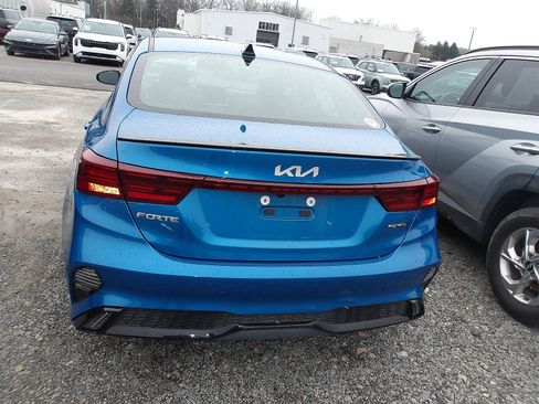 Used 2024 Kia Forte GT-Line w/ GT-Line Premium Package image 2