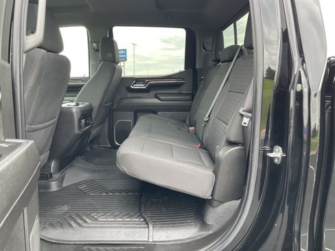 Used 2023 Chevrolet Silverado 1500 RST AWD/4WD image 23