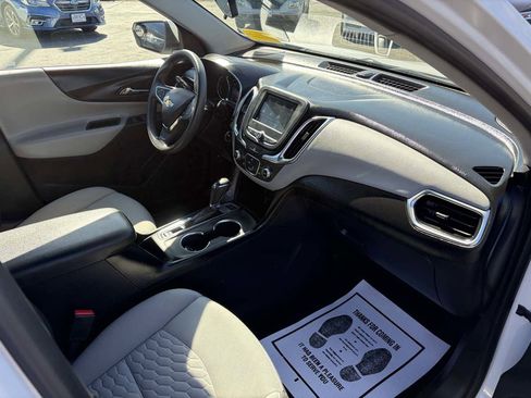 Used 2019 Chevrolet Equinox LT AWD/4WD image 28