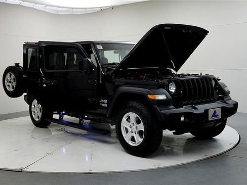 Used 2019 Jeep Wrangler Unlimited Sport S image 10