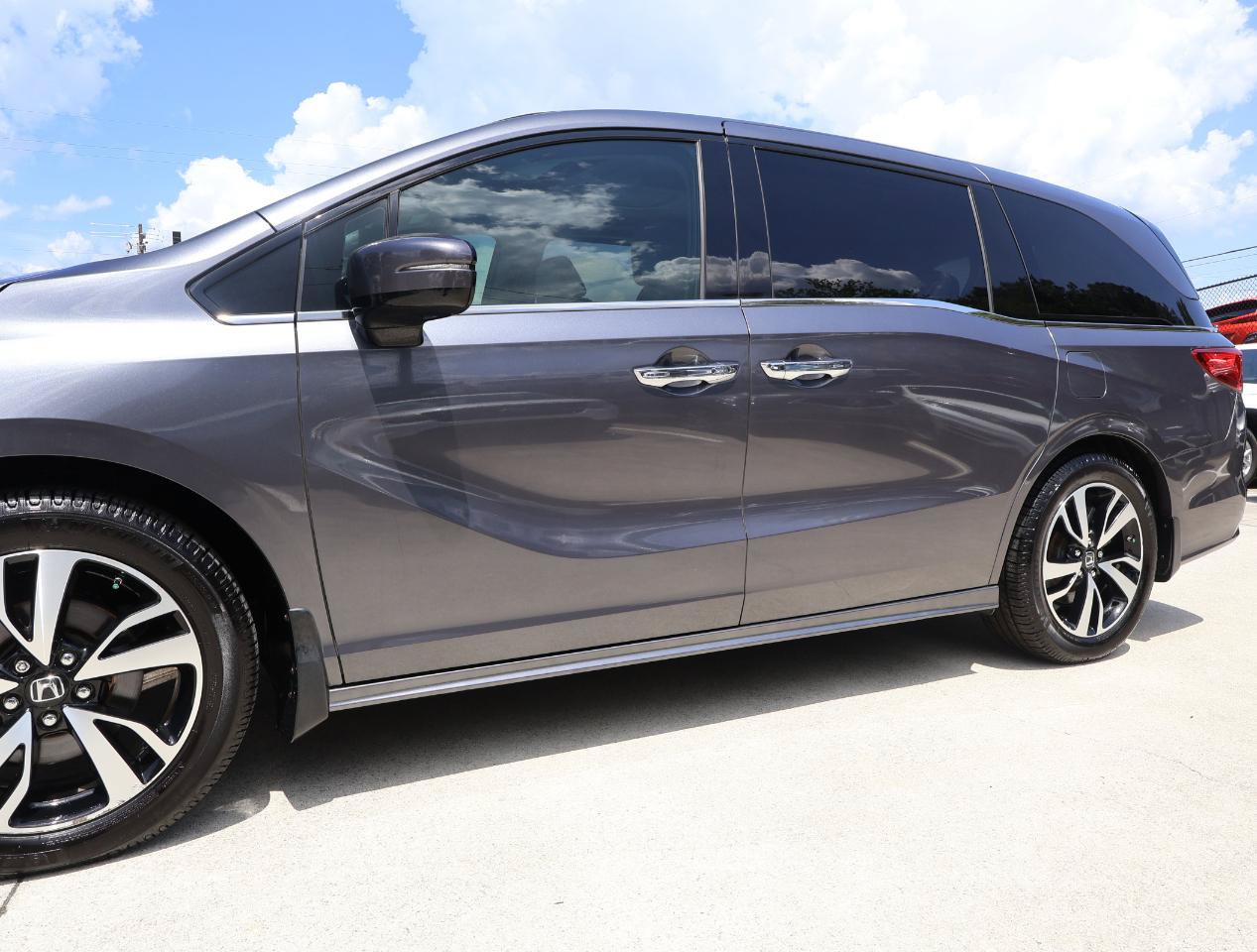 Used 2018 Honda Odyssey Elite image 37