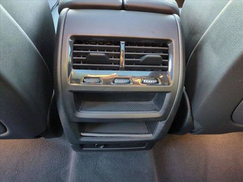 Used 2024 BMW X5 xDrive40i AWD/4WD image 18