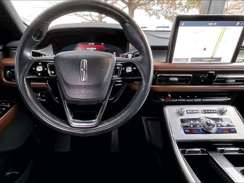 Used 2022 Lincoln Aviator Reserve w/ Elements Package Plus image 5