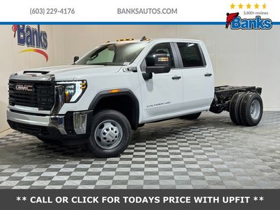 New 2026 GMC Sierra 3500 Pro w/ Convenience Package