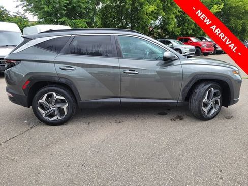 Used 2023 Hyundai Tucson SEL w/ Convenience Package AWD/4WD image 2