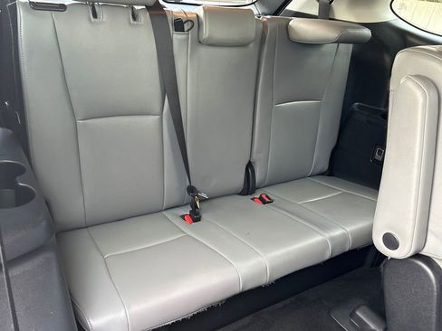 Used 2022 Toyota Highlander Bronze Edition image 18