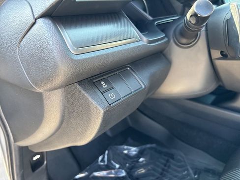 Used 2017 Honda Civic Sport image 15