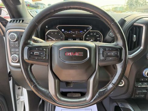 Used 2021 GMC Sierra 1500 AT4 w/ AT4 Value Package AWD/4WD image 15