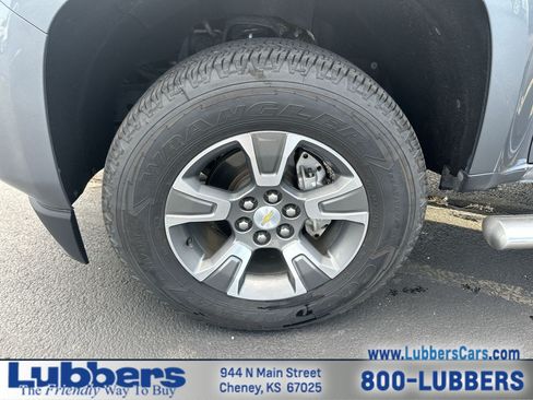 Used 2020 Chevrolet Colorado Z71 AWD/4WD image 10