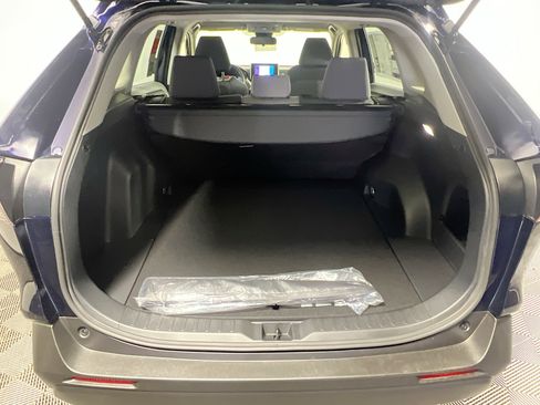 New 2025 Toyota RAV4 XLE image 33