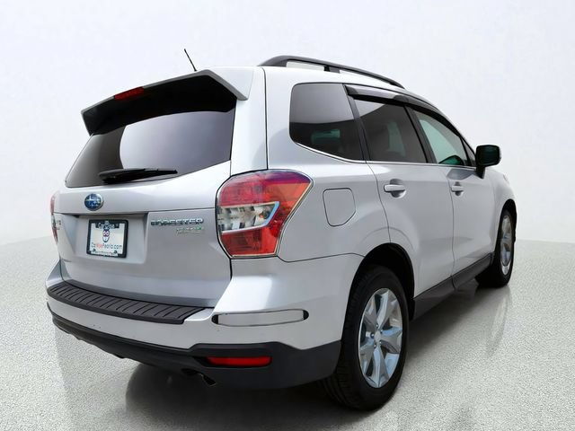 Used 2015 Subaru Forester 2.5i Limited AWD/4WD image 2