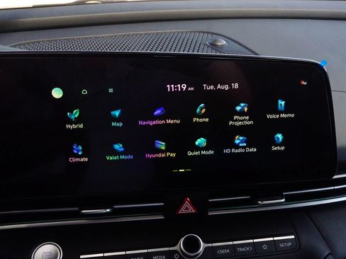 New 2026 Hyundai Elantra Limited FWD image 10