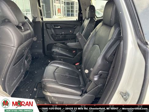 Used 2014 Chevrolet Traverse LT image 29