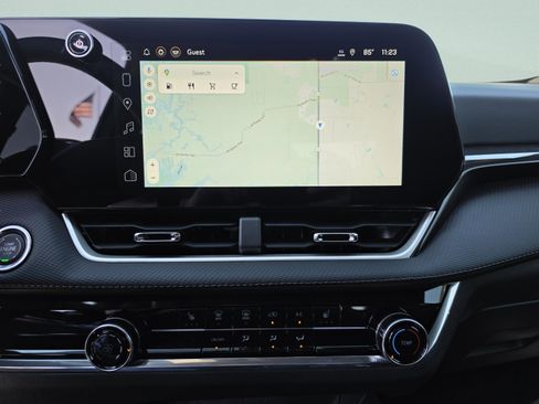 New 2026 Chevrolet Equinox LT w/ Safety and Technology Package FWD image 24