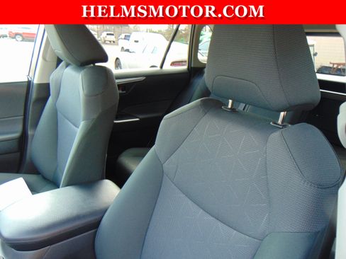 Used 2025 Toyota RAV4 XLE w/ Convenience Package image 33