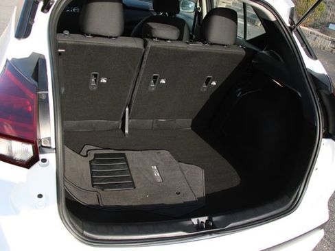 Certified 2025 Nissan Kicks Play S FWD image 12