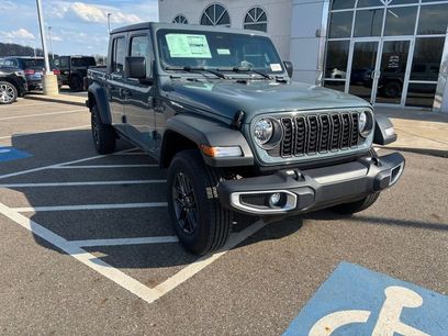 New 2026 Jeep Gladiator Sport