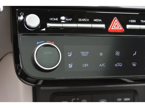 New 2025 Hyundai Tucson Limited image 27