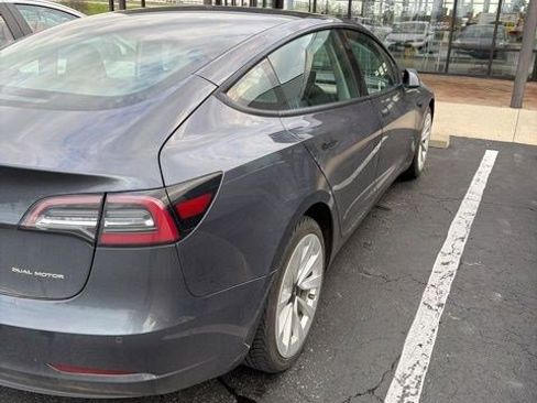 Used 2022 Tesla Model 3 Long Range image 4