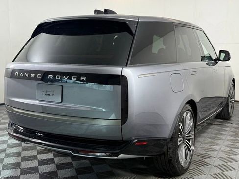 New 2026 Land Rover Range Rover SE image 8