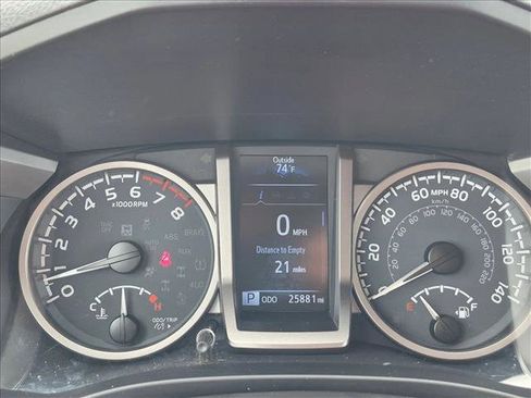Used 2023 Toyota Tacoma SR5 RWD image 9