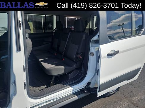 Used 2018 Ford Transit Connect XL FWD image 25
