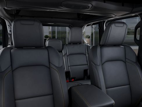 New 2026 Jeep Wrangler Unlimited Sahara AWD/4WD image 26