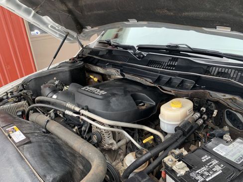 Used 2017 RAM 2500 Laramie w/ Sport Appearance Group image 27