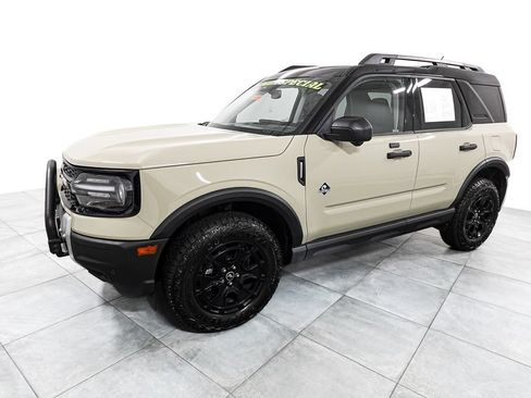New 2025 Ford Bronco Sport Outer Banks w/ Sasquatch Outer Banks Package AWD/4WD image 4