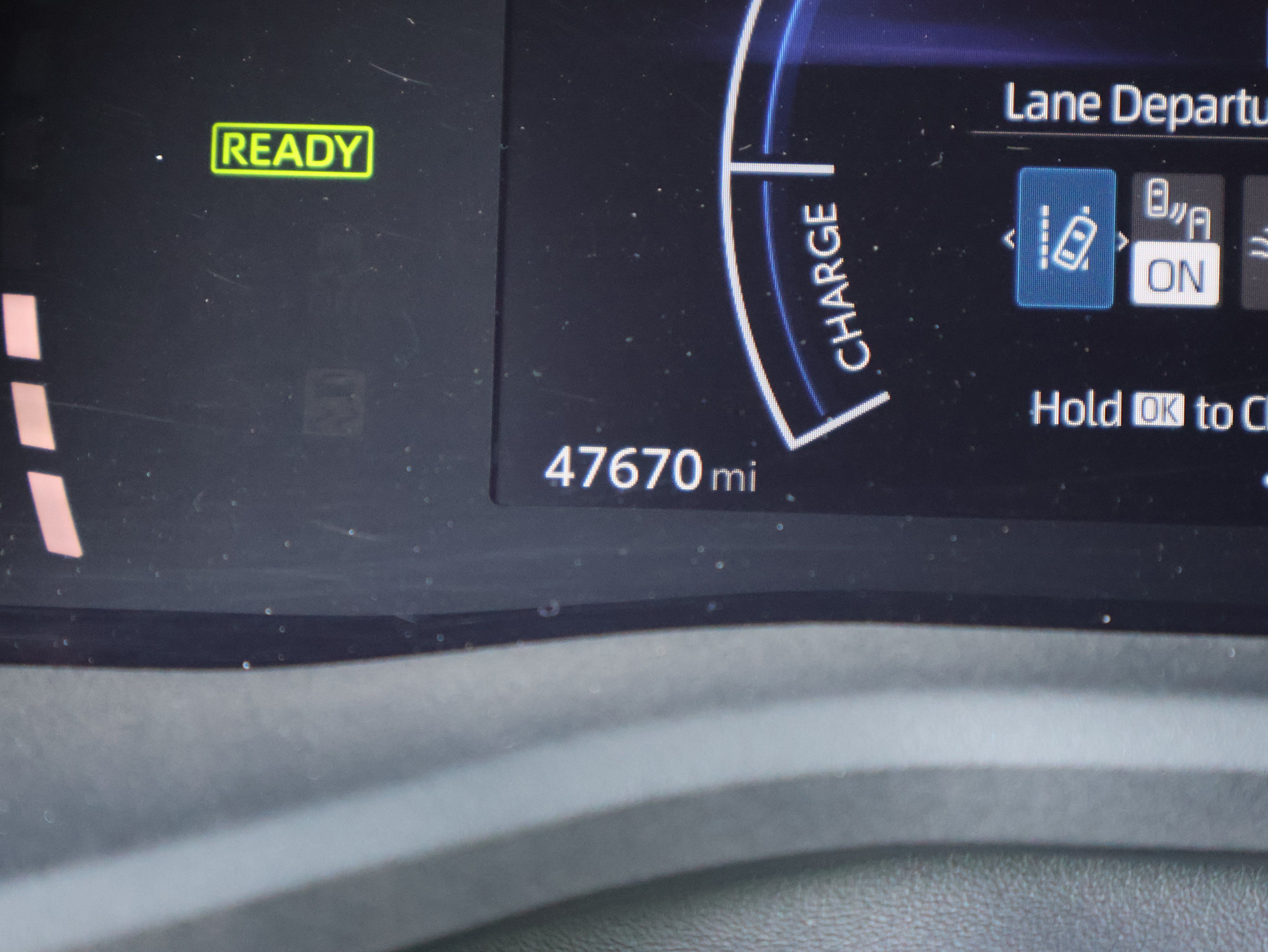 Used 2025 Toyota Camry SE FWD image 30