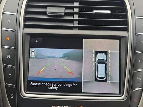 Used 2020 Lincoln Nautilus Reserve w/ Equipment Group 201A image 15