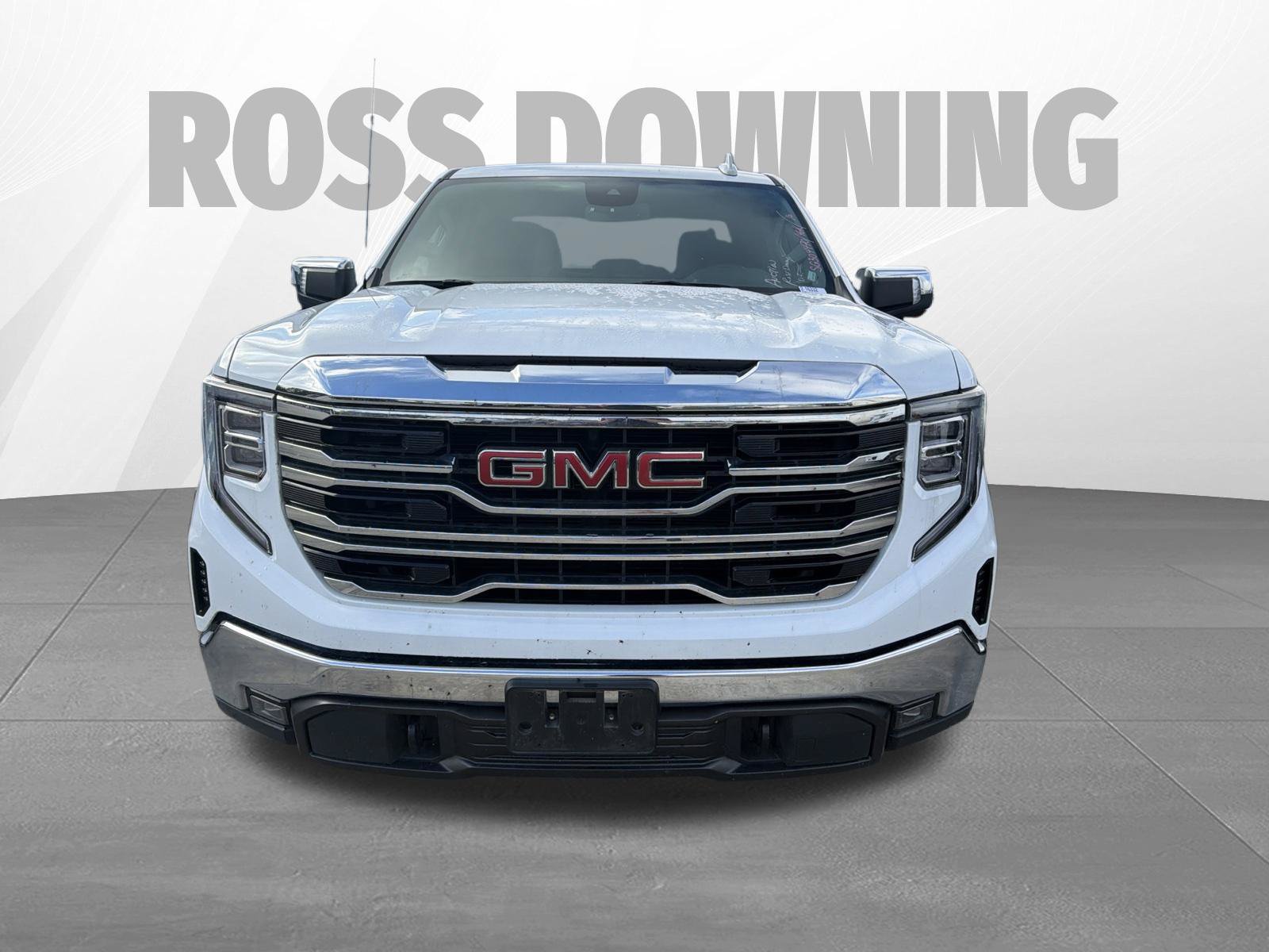 Used 2025 GMC Sierra 1500 SLT AWD/4WD image 2
