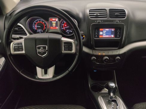 Used 2019 Dodge Journey SE w/ Connectivity Group image 22