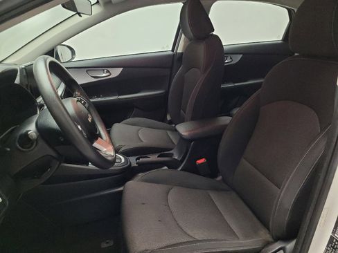 Used 2024 Kia Forte LXS FWD image 17