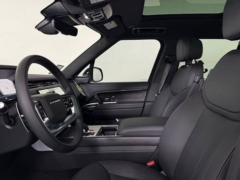 New 2026 Land Rover Range Rover SE AWD/4WD image 5
